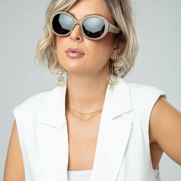 Celine CL4240IS 25A Sunglasses Shiny Ivory with Silver Studs Embellishment Frame - Picture 3 of 12